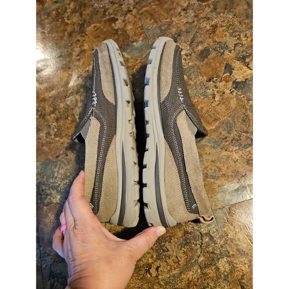 Skechers Relaxed Fit Men’s Shoes Size 11 Brown/tan  Canvas‎ EXCELLENT CONDITION - Picture 8 of 10